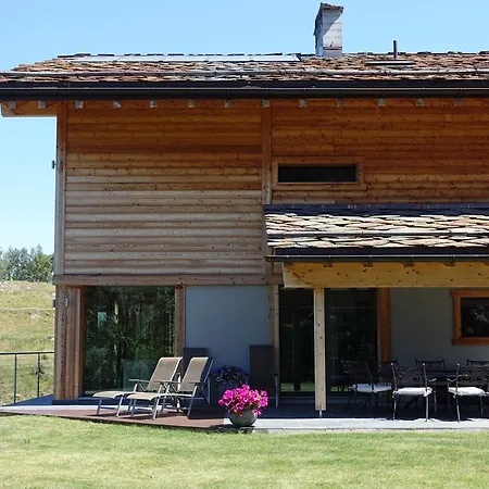 Chalet Grand Loup B&B 넨다즈